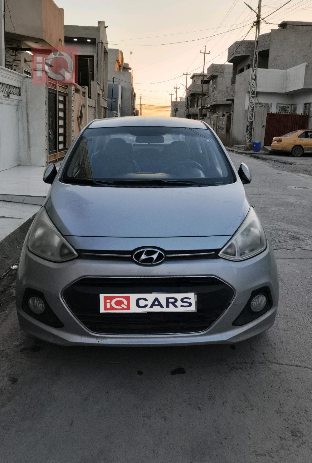 هيونداي i10